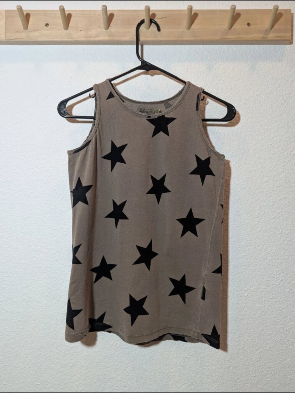 NWOT Nununu light tank star